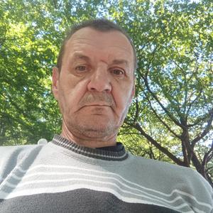 Олег, 60 лет, Калининград