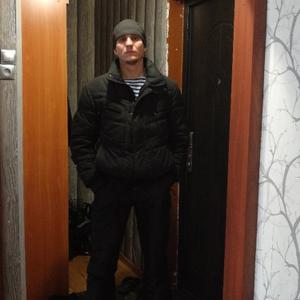Парни в Саяногорске: Игорь Дмитриев, 36 - ищет девушку из Саяногорска