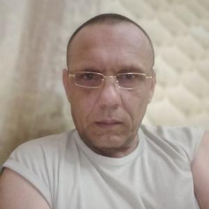 Виктор, 51 год, Камешково