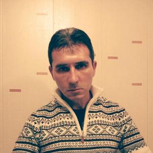 Рустам, 51 год, Альметьевск