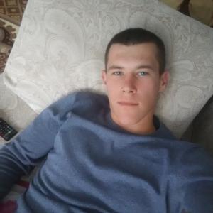 Илья, 25 лет, Волжский