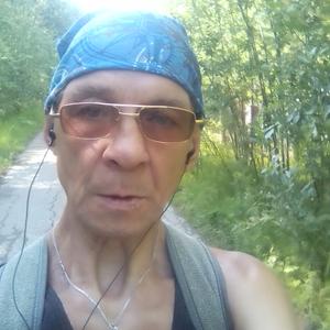 Виталий, 56 лет, Якутск