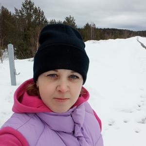 Девушки в Североуральске: Людмила, 33 - ищет парня из Североуральска