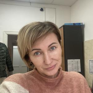 Девушки в Нижневартовске: Светлана, 45 - ищет парня из Нижневартовска