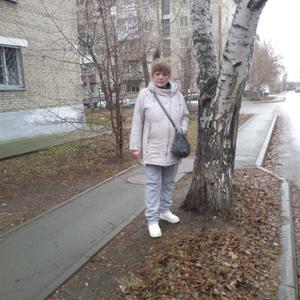 Девушки в Новосибирске: Марина, 61 - ищет парня из Новосибирска