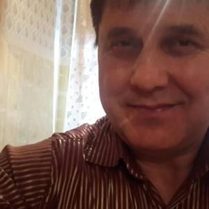 Александр, 55 лет, Черногорск