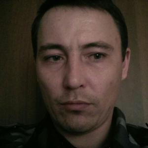 Парни в Серпухове: Анатолий, 39 - ищет девушку из Серпухова