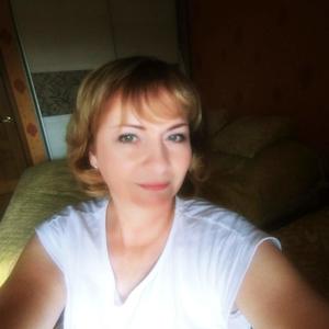 Девушки в Ржеве: Наталья, 42 - ищет парня из Ржева