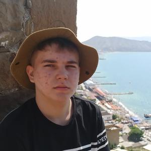 Александр, 18 лет, Ставрополь