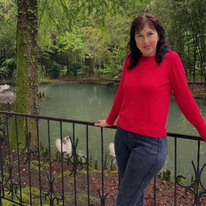 Девушки в Липецке: Ирина, 40 - ищет парня из Липецка