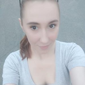 Девушки в Ставрополе: Тина, 33 - ищет парня из Ставрополя