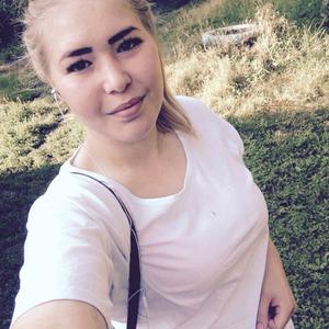 Девушки в Ачинске: Оксана, 26 - ищет парня из Ачинска