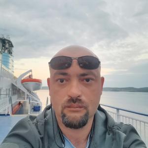 Валерий, 45 лет, Балаково