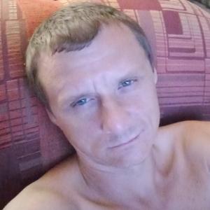 Борис, 38 лет, Новотроицк