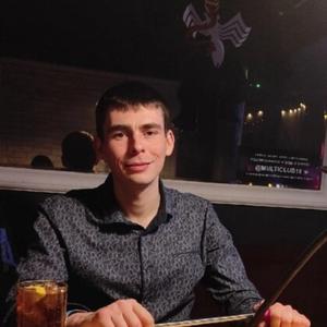 Парни в Ижевске: Олег, 30 - ищет девушку из Ижевска