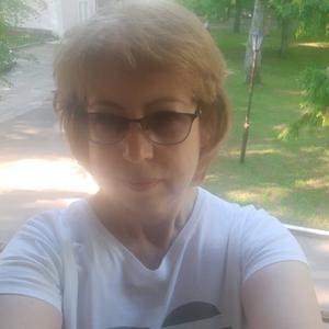 Девушки в Пскове: Татьяна Иванова, 54 - ищет парня из Пскова
