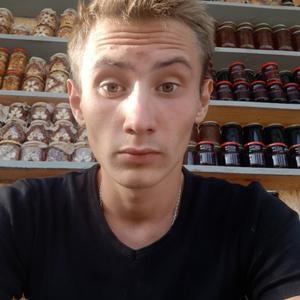 Валерий, 23 года, Славянск-на-Кубани