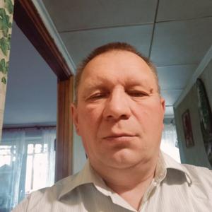 Виктор Овчинников, 57 лет, Москва