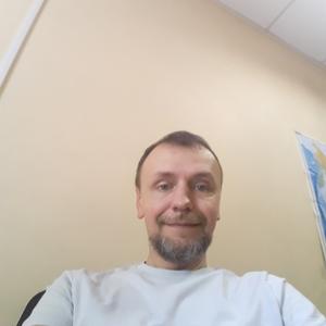 Парни в Серпухове: Антон, 52 - ищет девушку из Серпухова