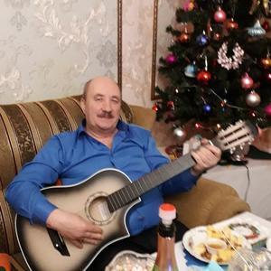 Парни в Чкаловске: Александр, 63 - ищет девушку из Чкаловска