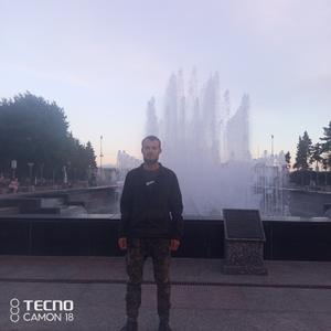 Виталий, 30 лет, Казань
