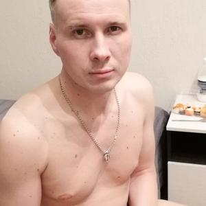 Парни в Ижевске: Вадим, 37 - ищет девушку из Ижевска