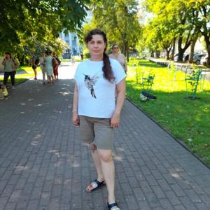 Девушки в Калининграде: Лариса, 46 - ищет парня из Калининграда