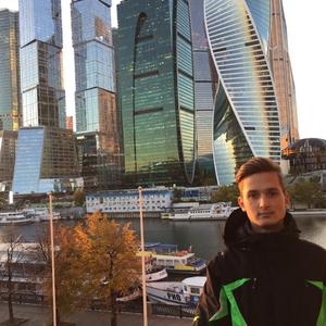 Петр, 24 года, Москва