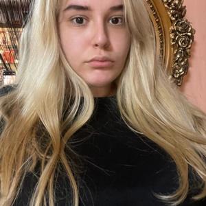 Девушки в Оренбурге: Лолита, 21 - ищет парня из Оренбурга