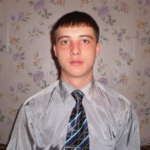   Игорь, 36 лет, Уссурийск