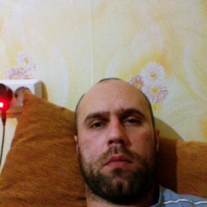 Олег, 37 лет, Остров