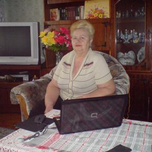 Анна                                              , 77 лет, Москва