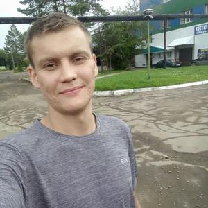 Парни в Комсомольске-На-Амуре: Кирилл, 24 - ищет девушку из Комсомольска-На-Амуре
