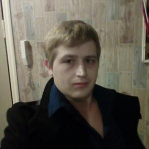 Денис, 32 года, Курск