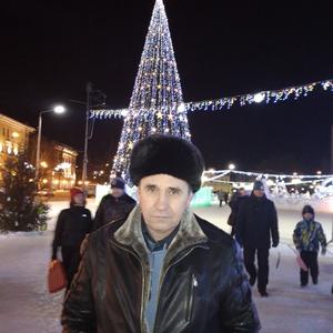 Анатолий, 60 лет, Северск