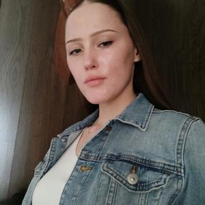 Алена, 22 года, Казань