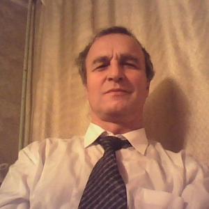 Евгений, 69 лет, Йошкар-Ола