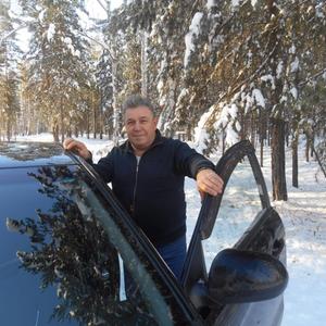 Виталий, 68 лет, Курган