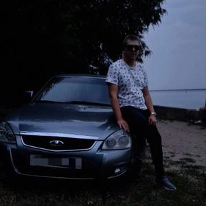 Парни в Камышине: Алексей, 27 - ищет девушку из Камышина