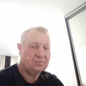 Юрий, 64 года, Курган