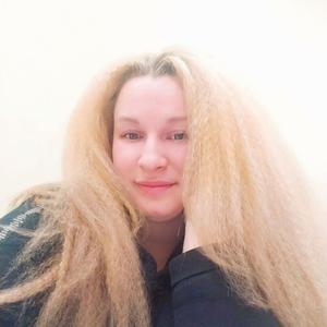 Девушки в Екатеринбурге: Дарина, 30 - ищет парня из Екатеринбурга