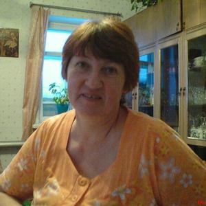 Вера Баянова, 67 лет, Очер