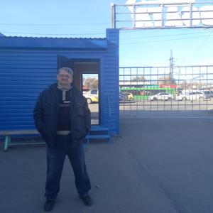 Парни в Саратове: Павел, 69 - ищет девушку из Саратова