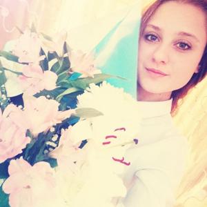 Девушки в Солнечногорске: Алина, 25 - ищет парня из Солнечногорска