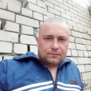 Парни в Саратове: Олег, 41 - ищет девушку из Саратова