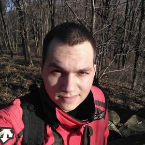 Парни в Череповце: Илья, 23 - ищет девушку из Череповца