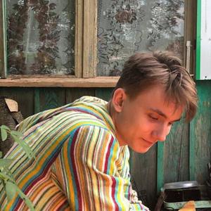 Парни в Барнауле (Алтайский край): Егор, 22 - ищет девушку из Барнаула (Алтайский край)