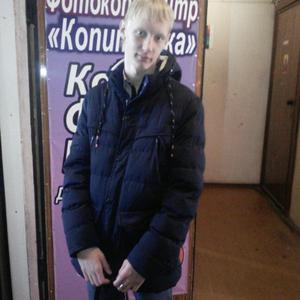 Парни в Шелехове: Кирилл, 24 - ищет девушку из Шелехова