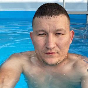 Парни в Владивостоке: Сергей, 35 - ищет девушку из Владивостока