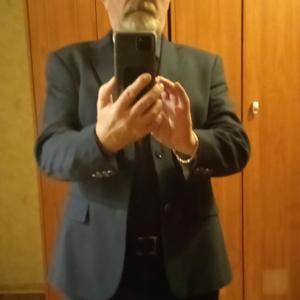 Анатолий, 60 лет, Казань